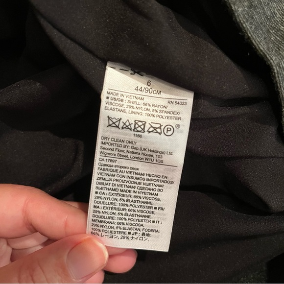 Women’s Gray Banana Republic Skirt (Size 6) - Picture 11 of 11